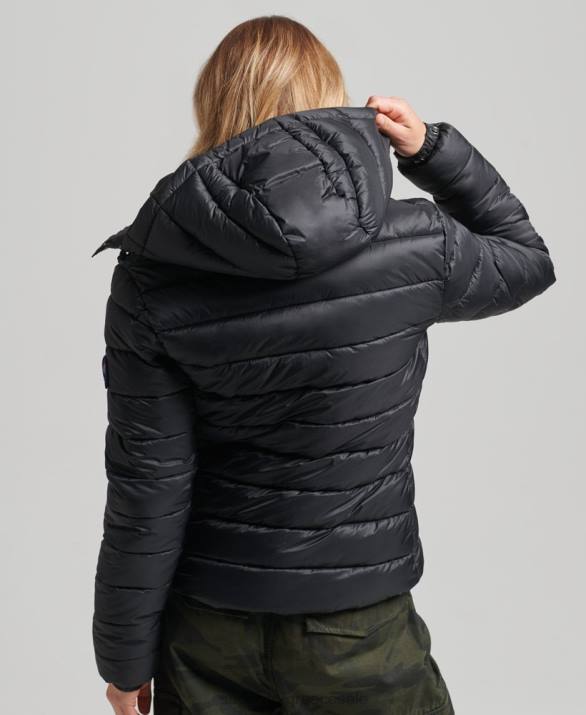 κλασικό puffer jacket με κουκούλα γυναίκες είδη ένδυσης μαύρος Superdry L02L3565