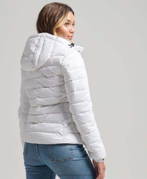 κλασικό puffer jacket με κουκούλα γυναίκες είδη ένδυσης άσπρο Superdry L02L3712