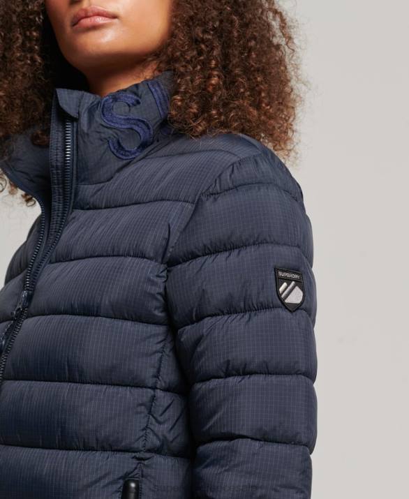 κλασικό λογότυπο puffer jacket γυναίκες είδη ένδυσης ΠΟΛΕΜΙΚΟ ΝΑΥΤΙΚΟ Superdry L02L5486