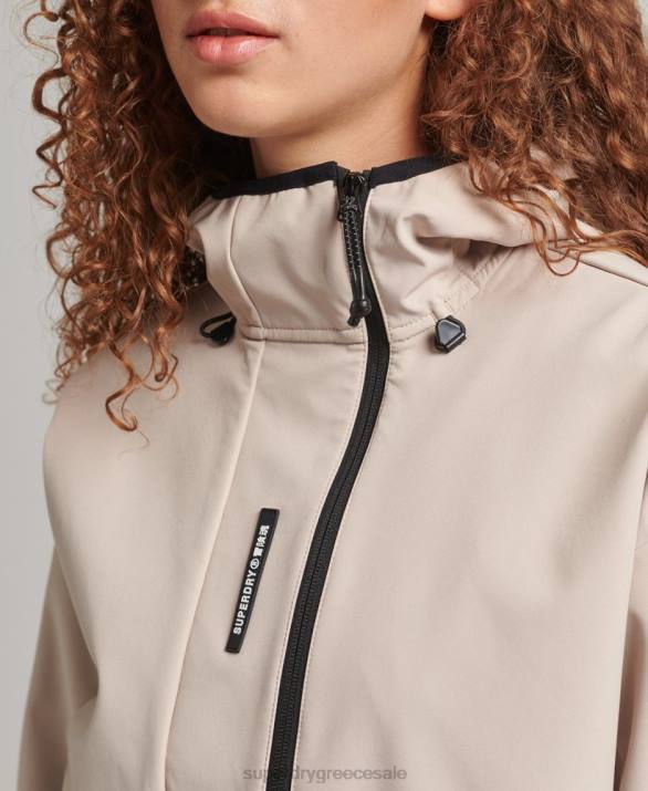 tech crop softshell σακάκι γυναίκες είδη ένδυσης μπεζ Superdry L02L5521